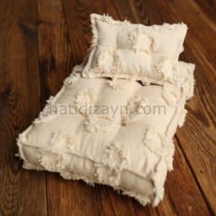 Round Fringed Mattress Set